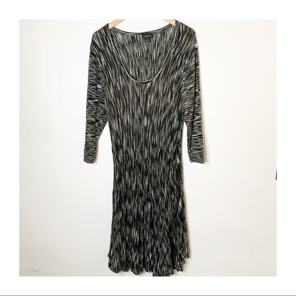 Torrid 3/4 Sleeve Black & White Dress SZ 2